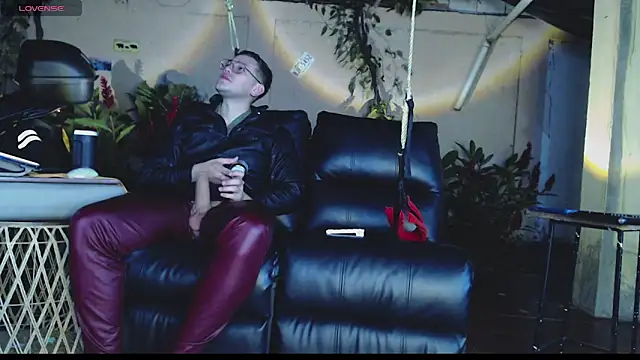 simon and david online show from March 19, 12:37 am