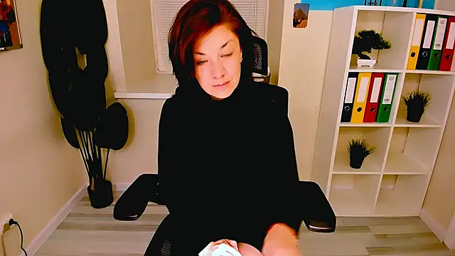 AnaMills online show from November 10, 10:10 am