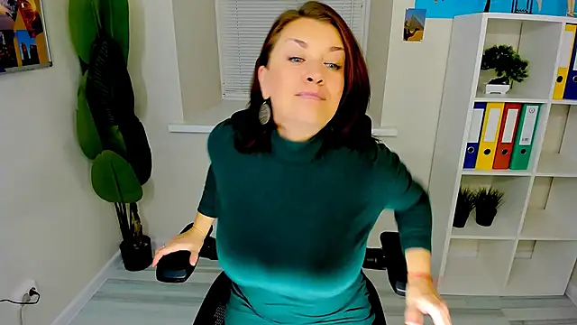 AnaMills online show from September 24, 3:11 pm