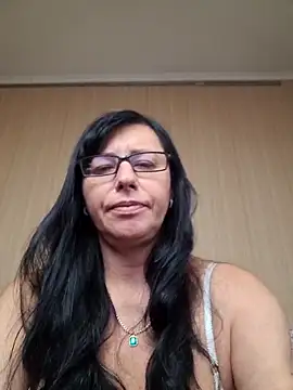 Snapshot of Amberhotqueen chatting on October 8, 10:41 am Amberhotqueen online show from October 8, 10:41 am