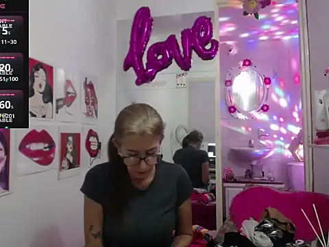 melany-cox online show from September 15, 9:11 pm
