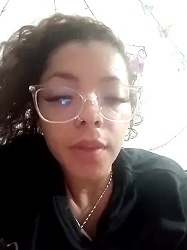 MarilynJones online show from March 23, 3:45 am