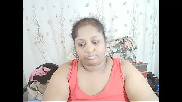 Snapshot of Indiantasha chatting on October 2, 7:08 pm Indiantasha online show from October 2, 7:08 pm