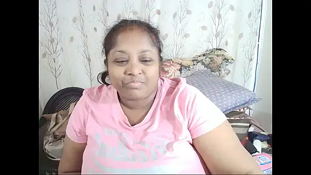 Snapshot of Indiantasha chatting on September 12, 4:25 pm Indiantasha online show from September 12, 4:25 pm