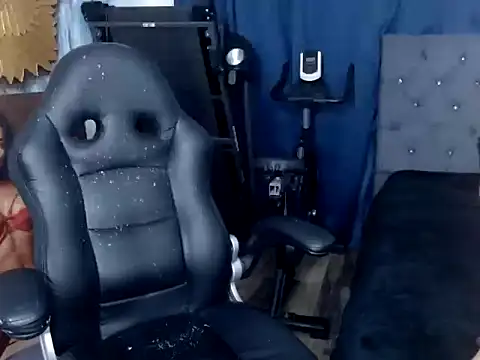 beautifulunna  online show from January 9, 4:06 am