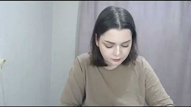 ohhhMie online show from December 14, 12:44 pm