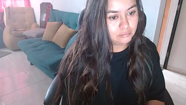 Ixchel Anaid online show from December 22, 3:48 pm