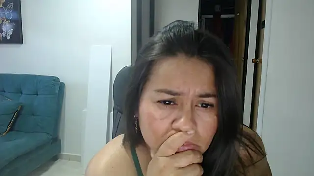 Snapshot of Ixchel_Anaid chatting on September 28, 8:36 pm Ixchel Anaid online show from September 28, 8:36 pm