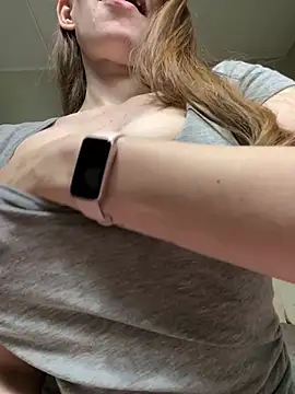 FairyTaylor online show from March 3, 4:07 am