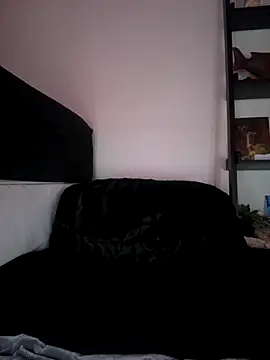 Snapshot of Amanita_Bloom chatting on September 17, 3:15 am Amanita Bloom online show from September 17, 3:15 am