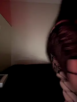 Amanita Bloom online show from November 12, 5:05 am