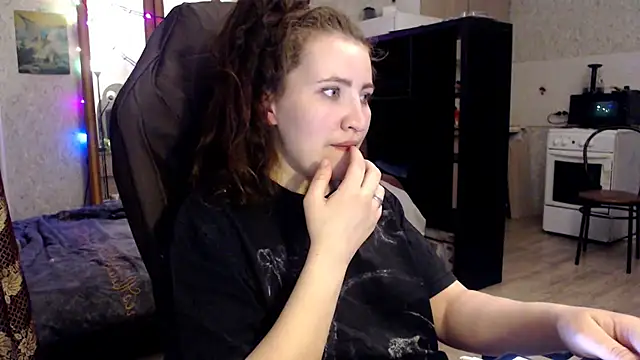 AnKey Rayah online show from April 22, 4:04 pm