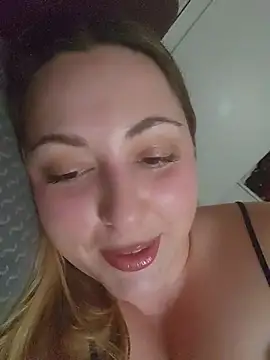 sofiabichota online show from June 1, 6:09 pm