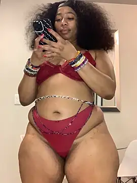 Snapshot of CurvyDesire1 chatting on September 18, 10:30 pm CurvyDesire1 online show from September 18, 10:30 pm