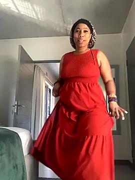 Snapshot of CurvyDesire1 chatting on October 16, 7:44 am CurvyDesire1 online show from October 16, 7:44 am