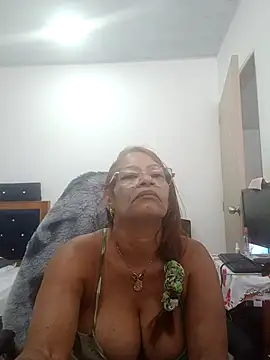 BustyMilf  online show from September 27, 3:19 pm