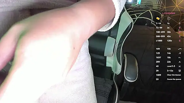 Snapshot of any_sophia chatting on September 17, 1:20 pm any sophia online show from September 17, 1:20 pm