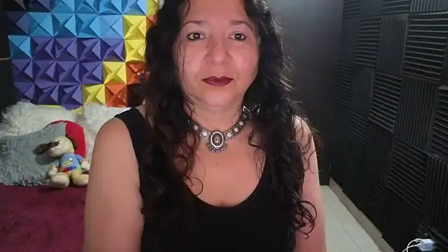 katifoxx online show from November 18, 4:41 pm