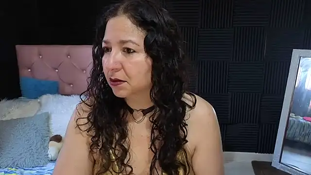 katifoxx online show from March 22, 3:51 pm