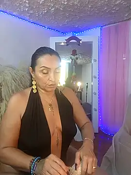 zullyxhot online show from November 21, 10:01 pm