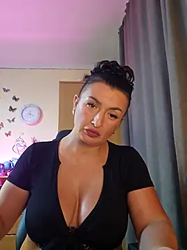 Snapshot of Hotangel75 chatting on October 8, 8:51 am Hotangel75 online show from October 8, 8:51 am