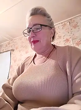 Snapshot of Cerd_Ayaz chatting on September 13, 7:44 pm Cerd Ayaz online show from September 13, 7:44 pm