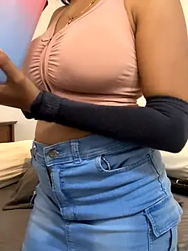 Snapshot of angelwavy chatting on September 24, 12:31 am angelwavy online show from September 24, 12:31 am