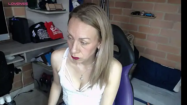 cristin doll  online show from July 17, 6:00 pm