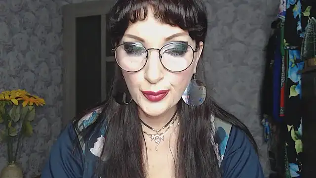 Snapshot of Aziza1 chatting on October 11, 7:16 pm Aziza1 online show from October 11, 7:16 pm