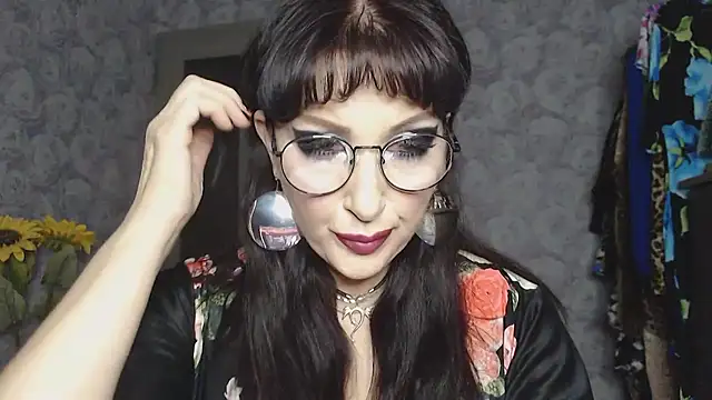 Snapshot of Aziza1 chatting on September 16, 5:54 pm Aziza1 online show from September 16, 5:54 pm