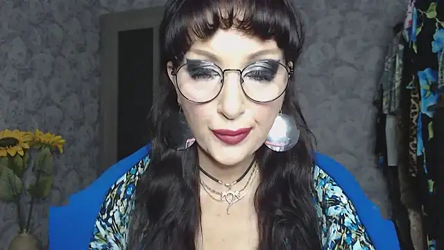 Snapshot of Aziza1 chatting on September 20, 7:12 pm Aziza1 online show from September 20, 7:12 pm