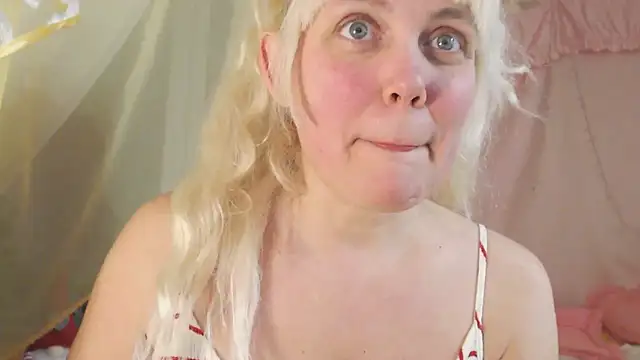 SunnySylvia online show from February 16, 5:24 pm