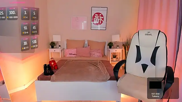 HelenaRegal online show from November 9, 11:28 am