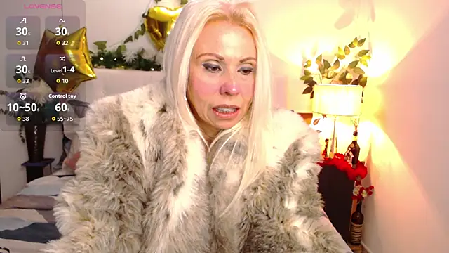 Luci evans online show from October 2, 1:16 pm