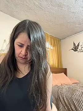 latinfemale online show from January 12, 10:59 pm