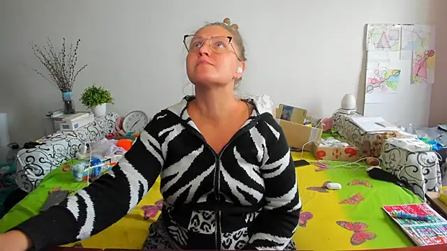 IamYourNarcotic online show from October 26, 11:16 am