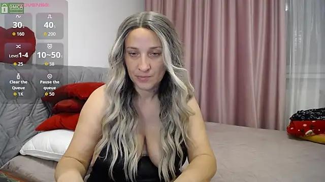 Snapshot of Aphrodite_S32 chatting on October 22, 6:07 am Aphrodite S32 online show from October 22, 6:07 am