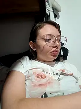 linda-schmidt online show from October 25, 1:24 am