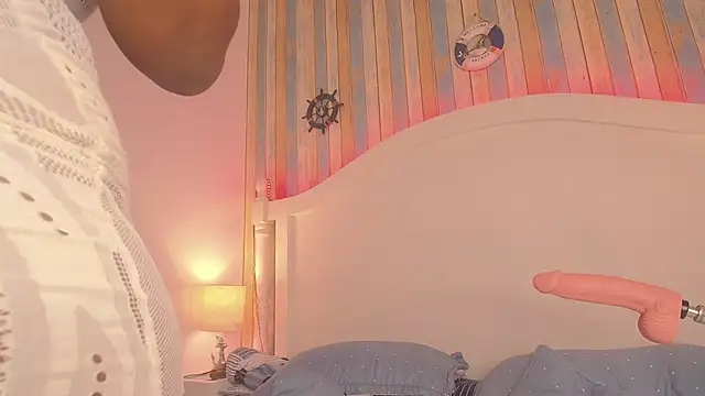 KayaBrown online show from February 19, 2:05 pm