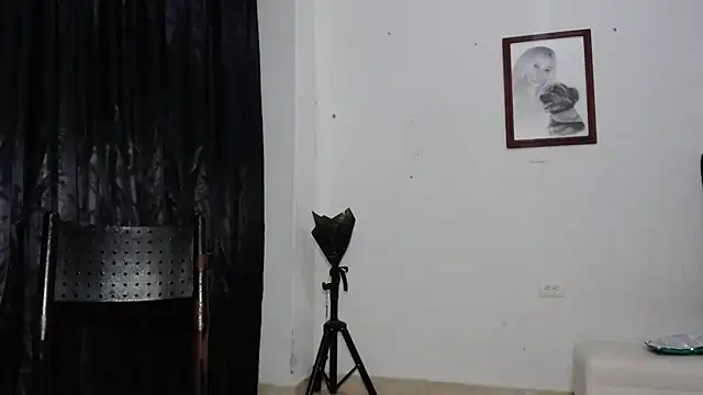 Snapshot of venuz_mendoza20 chatting on September 15, 1:30 pm venuz mendoza20 online show from September 15, 1:30 pm