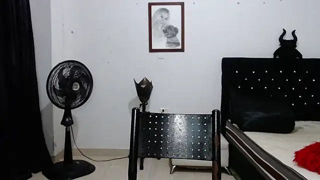 Snapshot of venuz_mendoza20 chatting on October 16, 2:52 pm venuz mendoza20 online show from October 16, 2:52 pm