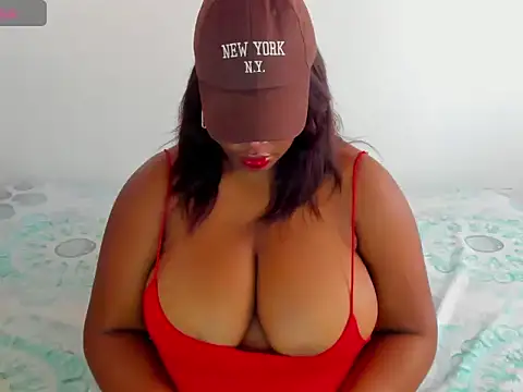 NinaGrey  online show from February 12, 3:25 pm