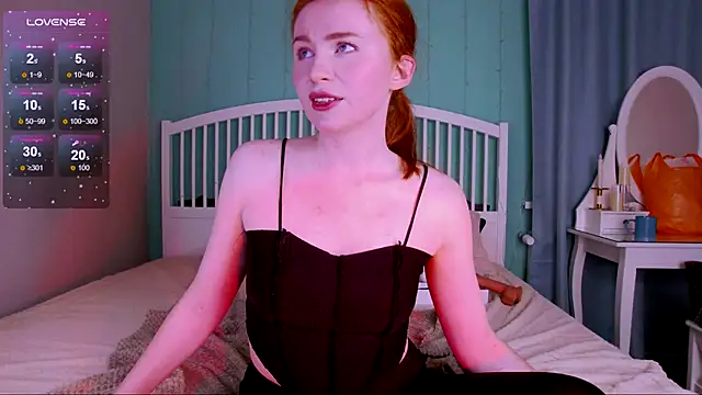 GingerArin online show from November 3, 1:15 pm