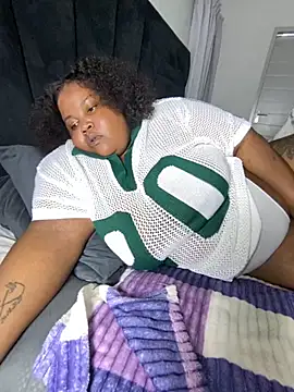 MissLola27 online show from November 29, 7:40 pm