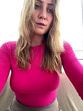 Snapshot of Puzdosia chatting on October 9, 9:13 am Puzdosia online show from October 9, 9:13 am