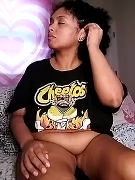 TasteeKitty online show from October 13, 6:10 pm