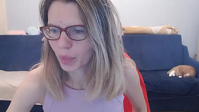 night is dark online show from February 5, 6:11 pm