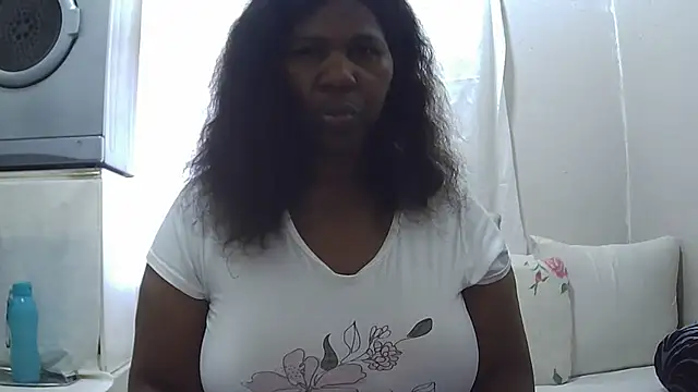 Snapshot of Delicioussexy chatting on October 9, 6:06 am Delicioussexy online show from October 9, 6:06 am