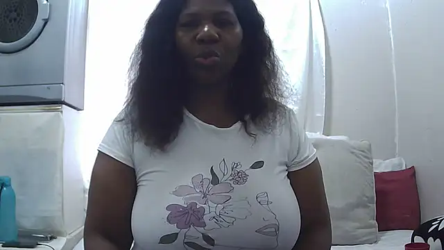 Snapshot of Delicioussexy chatting on October 4, 7:14 am Delicioussexy online show from October 4, 7:14 am