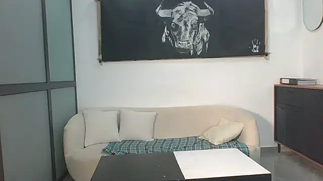 miss-cathy online show from June 9, 11:53 am